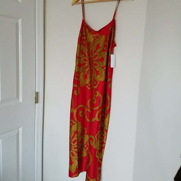 Natori Dresses & Skirts - NEW gorgeous satin slip dress